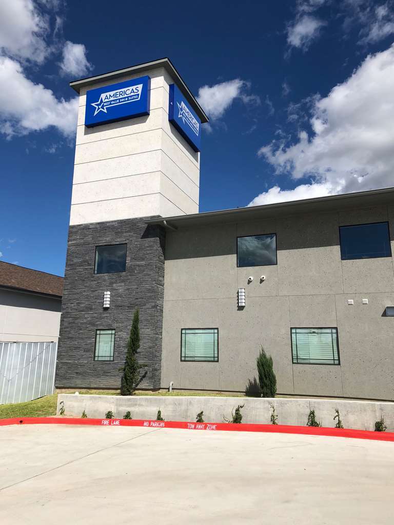 Americas Best Value Inn & Suites Ne Houston Downtown I-610 Exterior foto